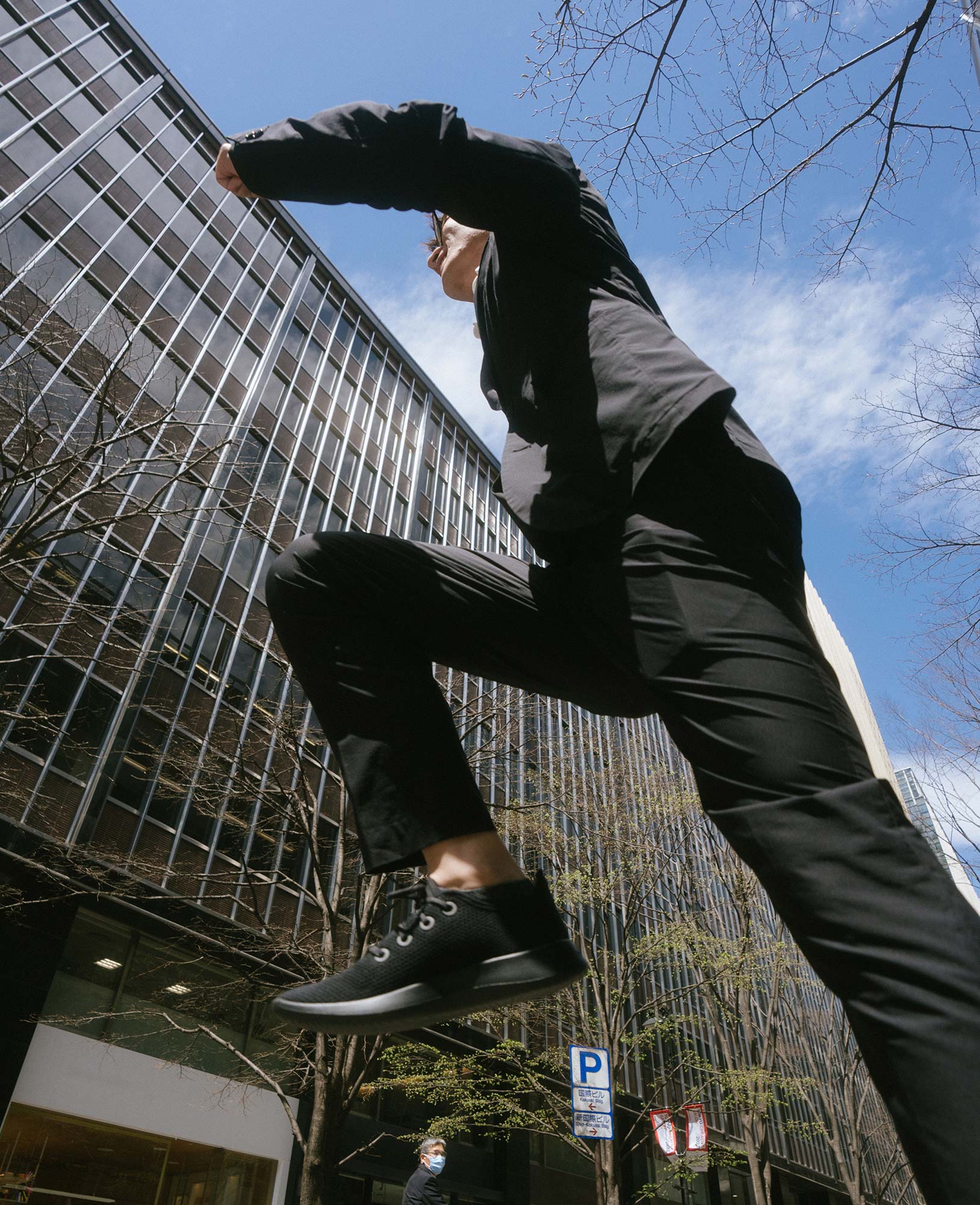 足元にも新たな選択肢を。