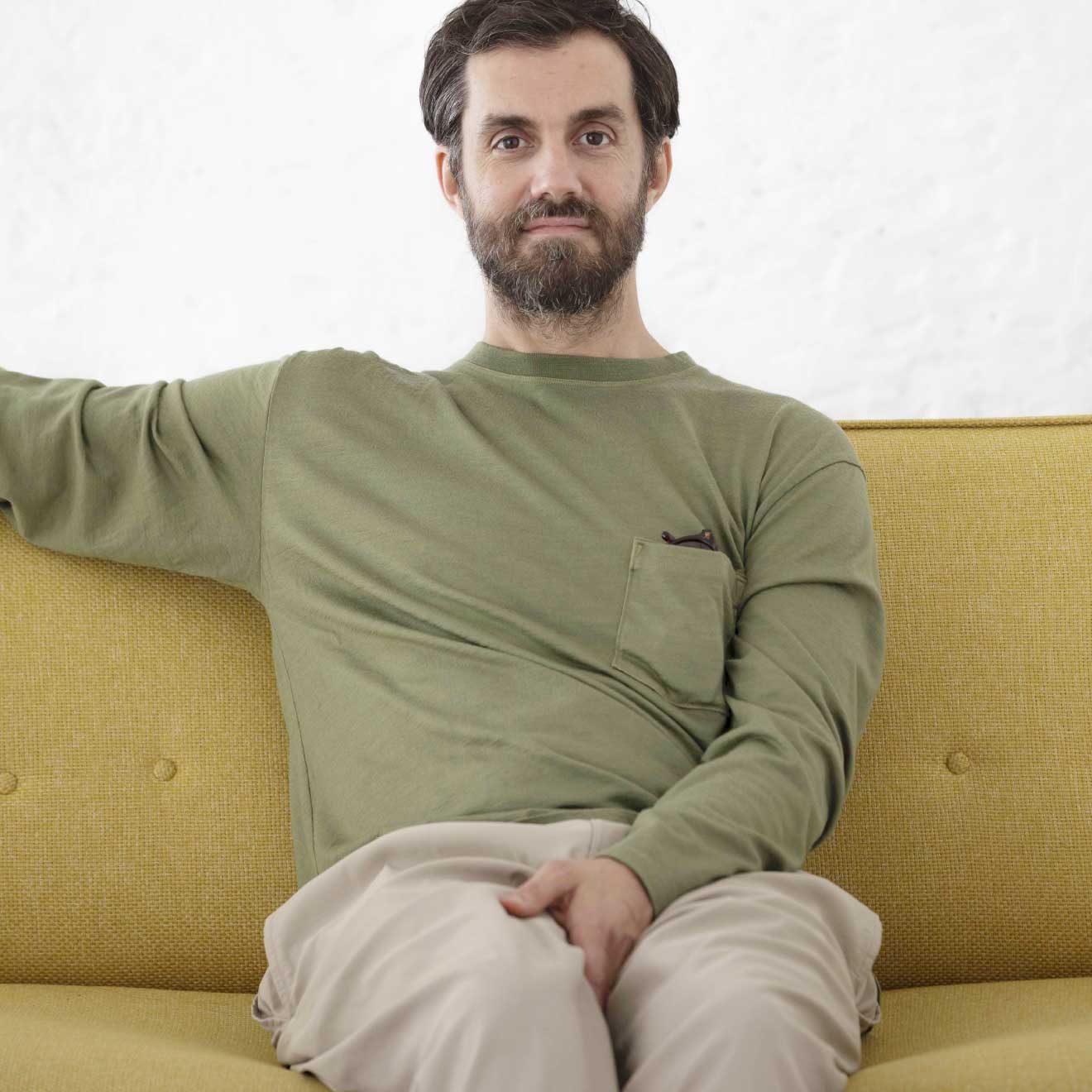 M NATURE DYE LS POCKET CREWE