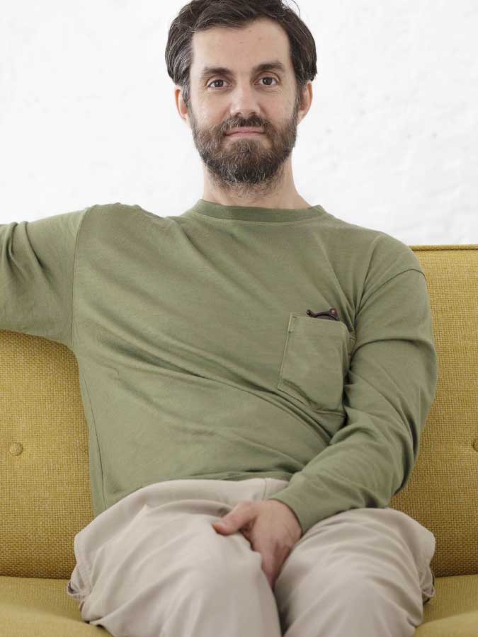 M NATURE DYE LS POCKET CREWE