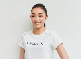 フィギュアスケーター本郷理華選手