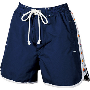 ボードショーツ