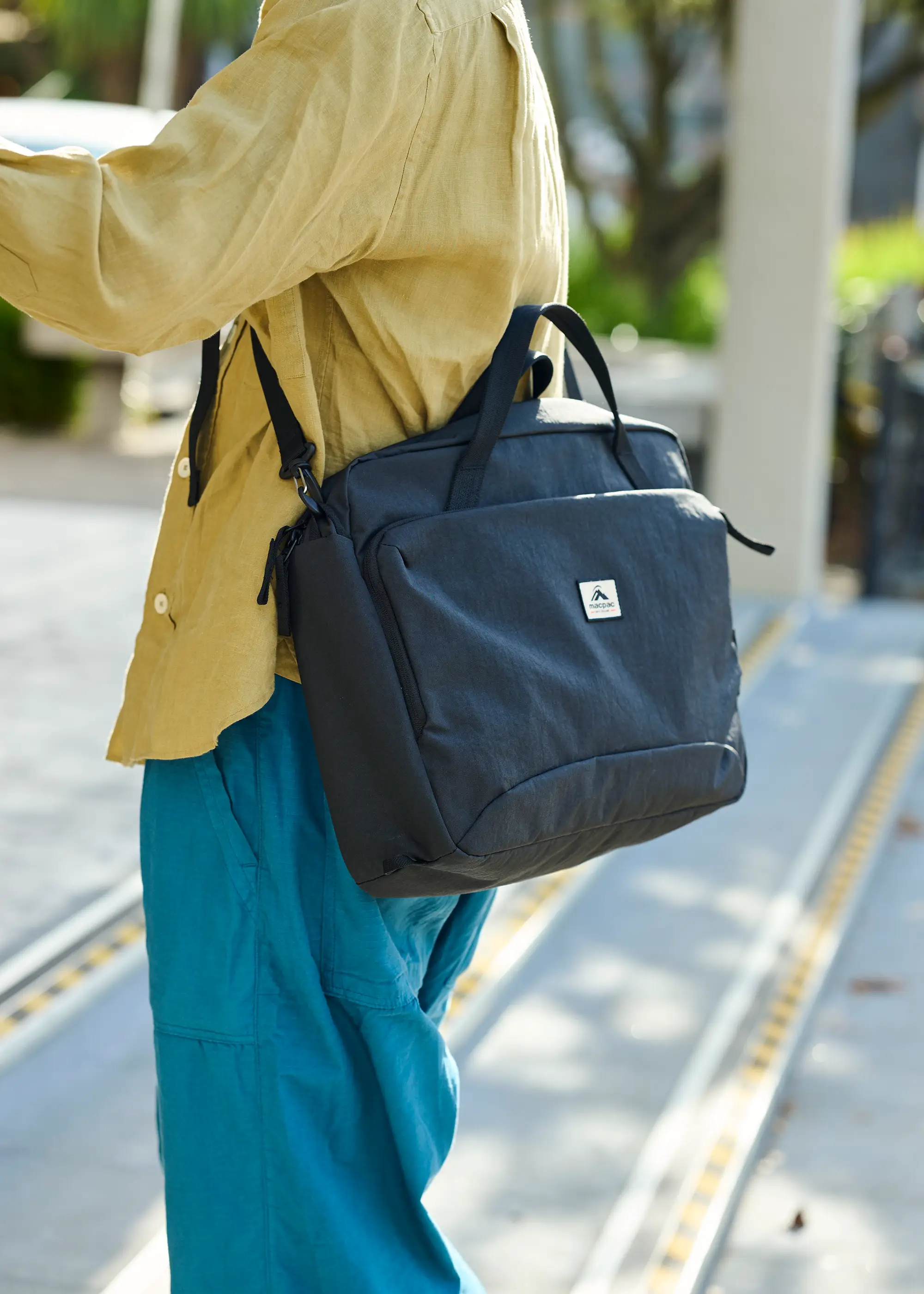 Quest Out Of Office Briefcase