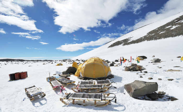 電力はすべて太陽光発電でまかない、温暖化ガス排出を抑制した。（撮影：阿部幹雄）