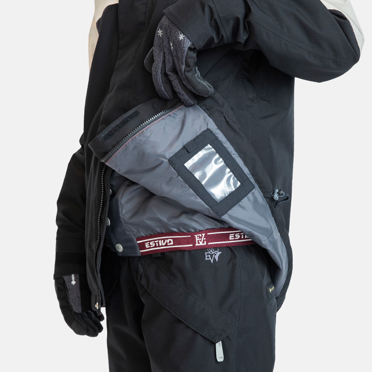 インサイドチケットホルダー