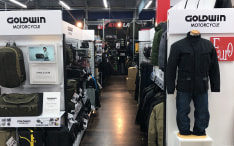 ライコランド小牧インター店 ショップ内観