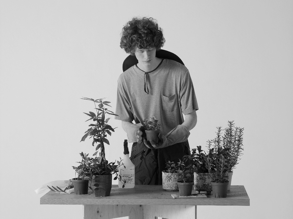 MEN'S SHORT SLEEVE POCKET CREW / MX11308