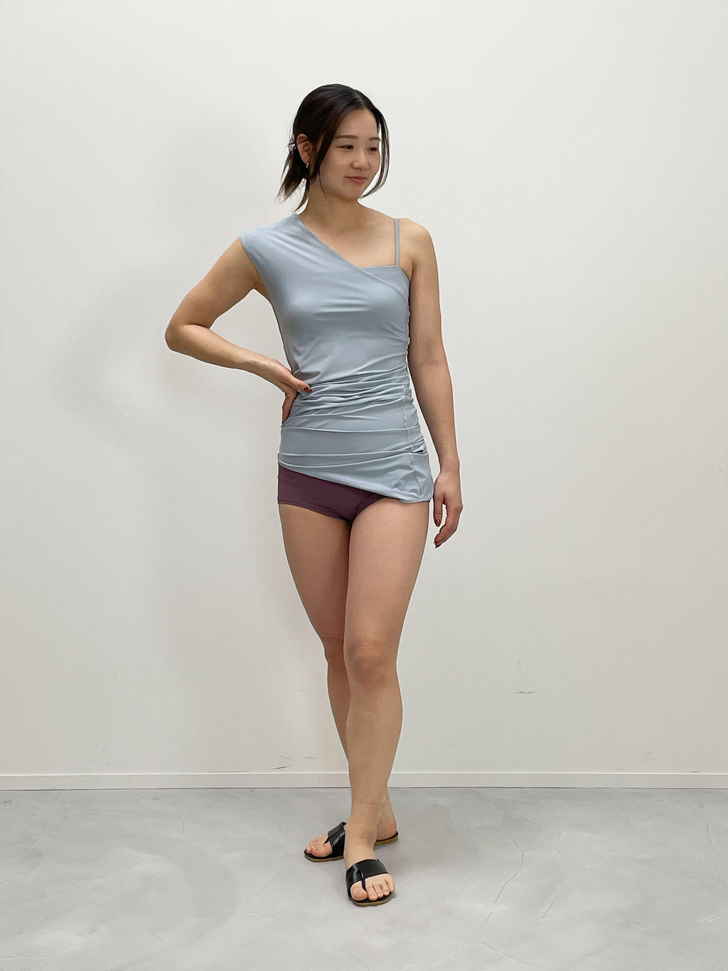 suim suits image