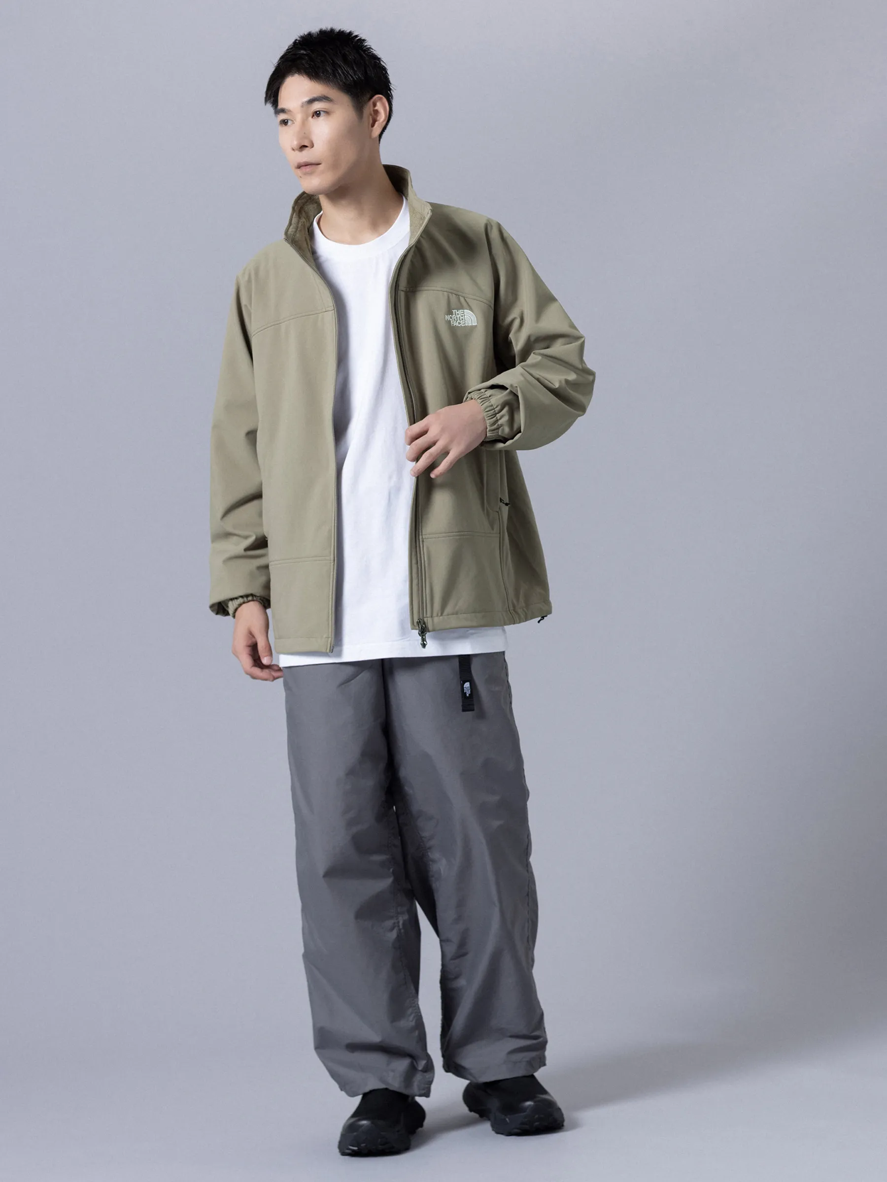 ADVANCED JACKETの着用写真