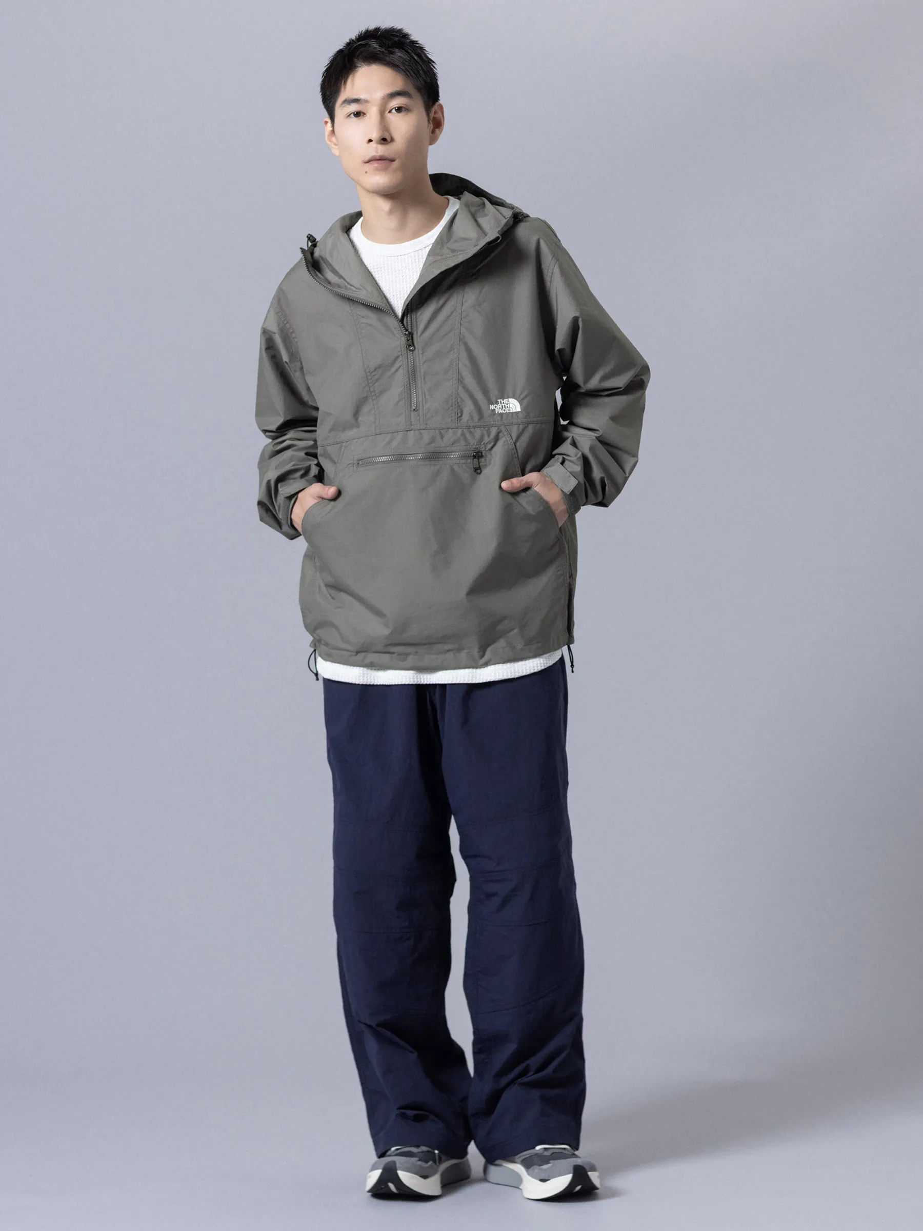 COMPACT ANORAKの着用写真