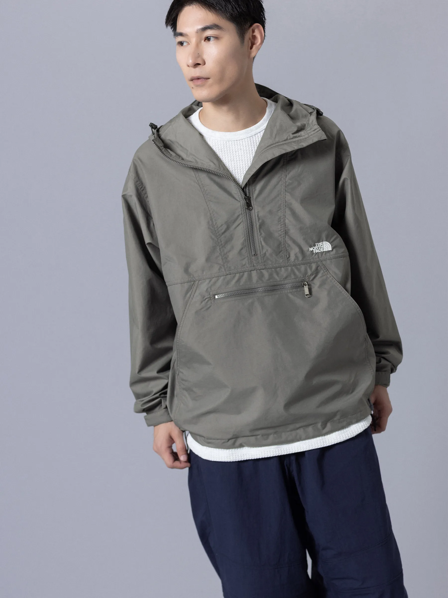 COMPACT ANORAKの着用写真