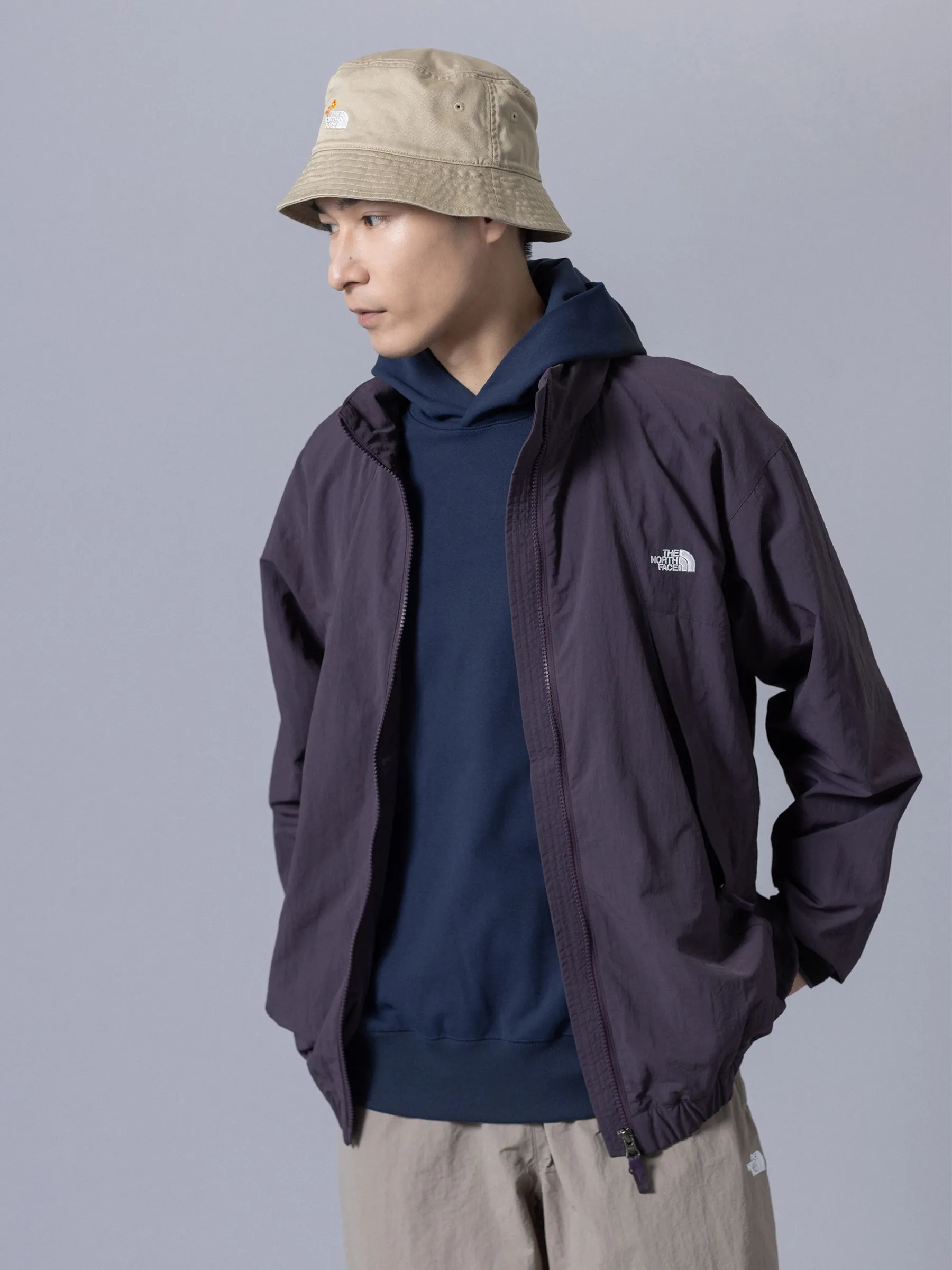 VERSATILE BLOUSONの着用写真