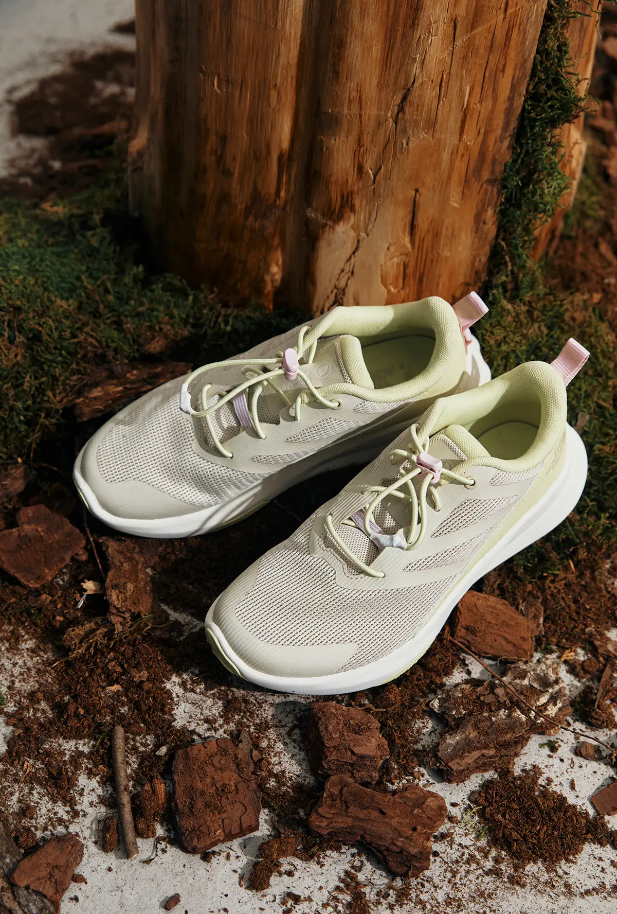 THE NORTH FACE KIDS ON FIELD