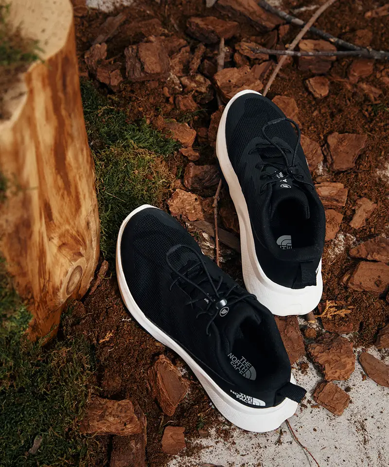 THE NORTH FACE KIDS ON FIELD