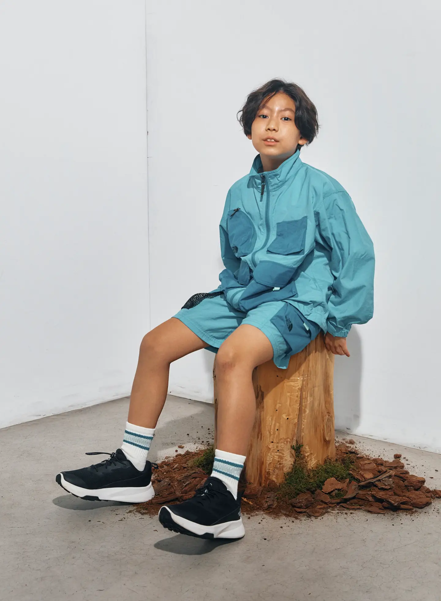 THE NORTH FACE KIDS ON FIELD