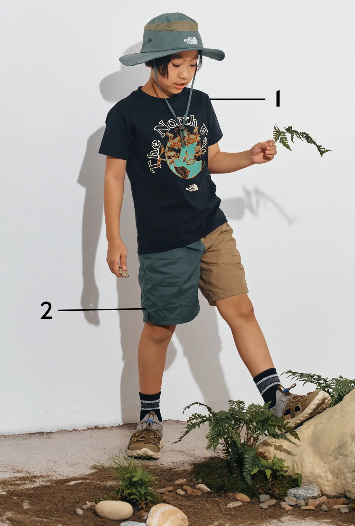 THE NORTH FACE KIDS IN WATER