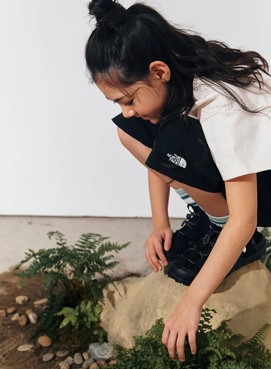 THE NORTH FACE KIDS IN WATER