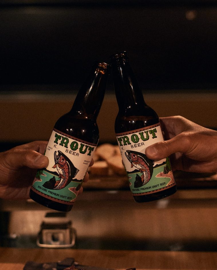 ふたりの想いが詰まった<br />
オリジナルビールで乾杯