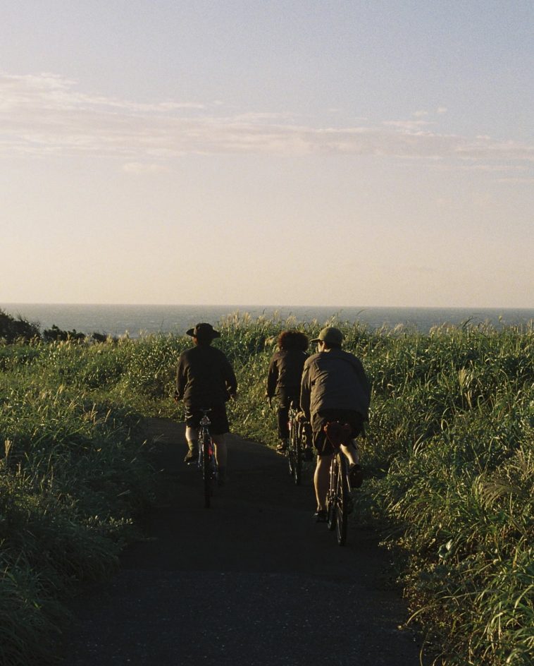 朝陽を眺めながら<br />
挽き立てのコーヒーで乾杯